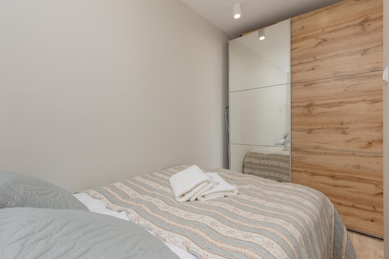 Aleja Jana Pawla II Studio Warsaw By Noclegi Renters Exterior foto